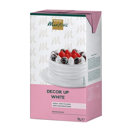 Master Martini Decor Up White 1L tanpa gula, dengan kek krim putar berhias strawberi